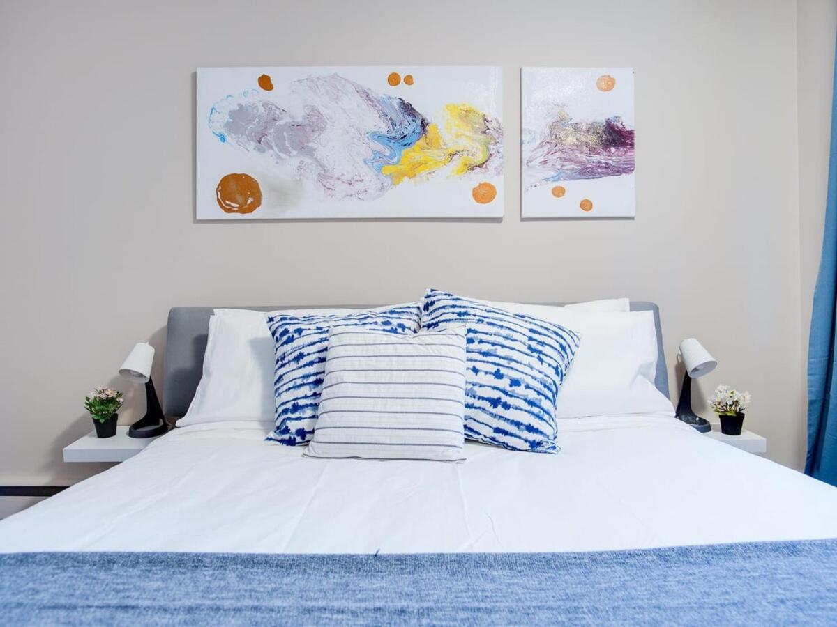 Gorgeous 2Br Condo W Parking Patio Coffee! Calgary Ngoại thất bức ảnh